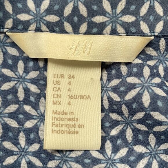 H&M Sleeveless Blouse Size 4 - Picture 6 of 8